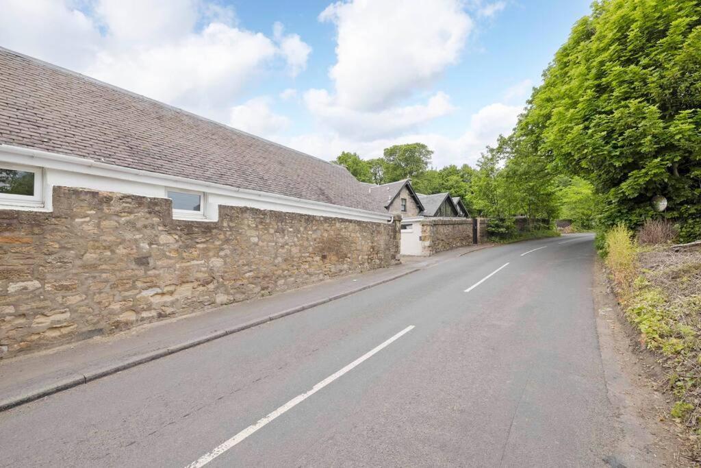 Two Bedroom Country Cottage With Parking Musselburgh Kültér fotó
